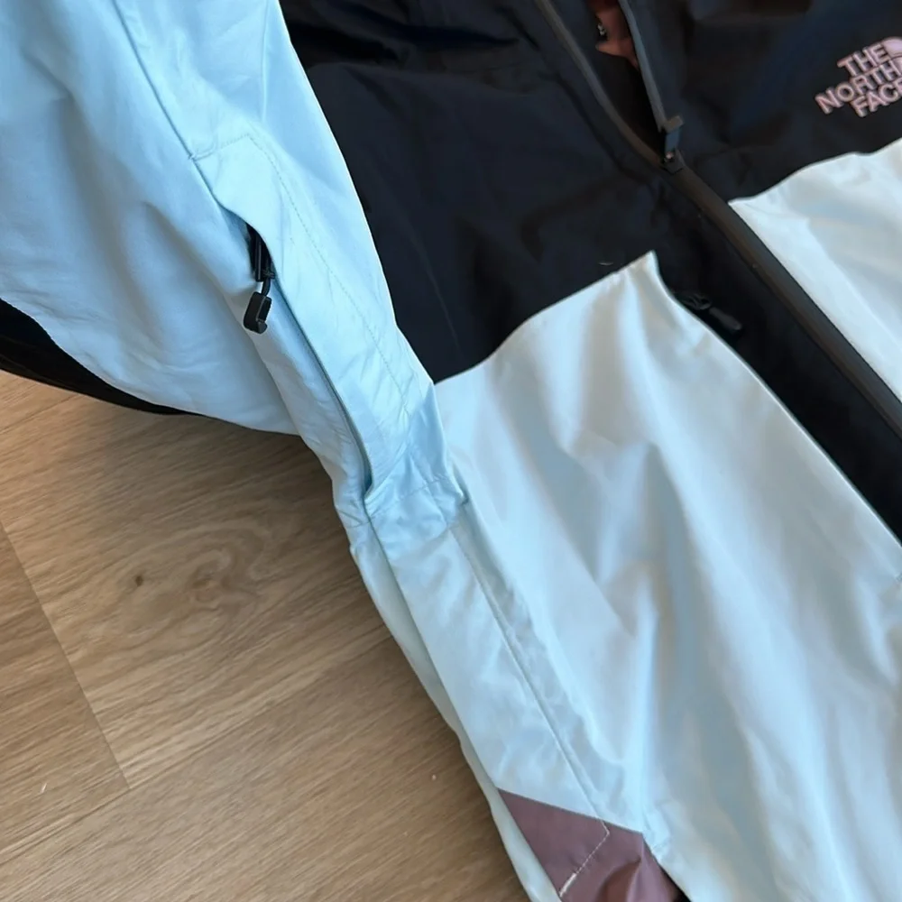 The North Face ThermoBall Eco Snow Triclimate Jacket - Men's size small
